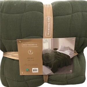 Bed Theory King Gauze Green Quilt 104”x90”